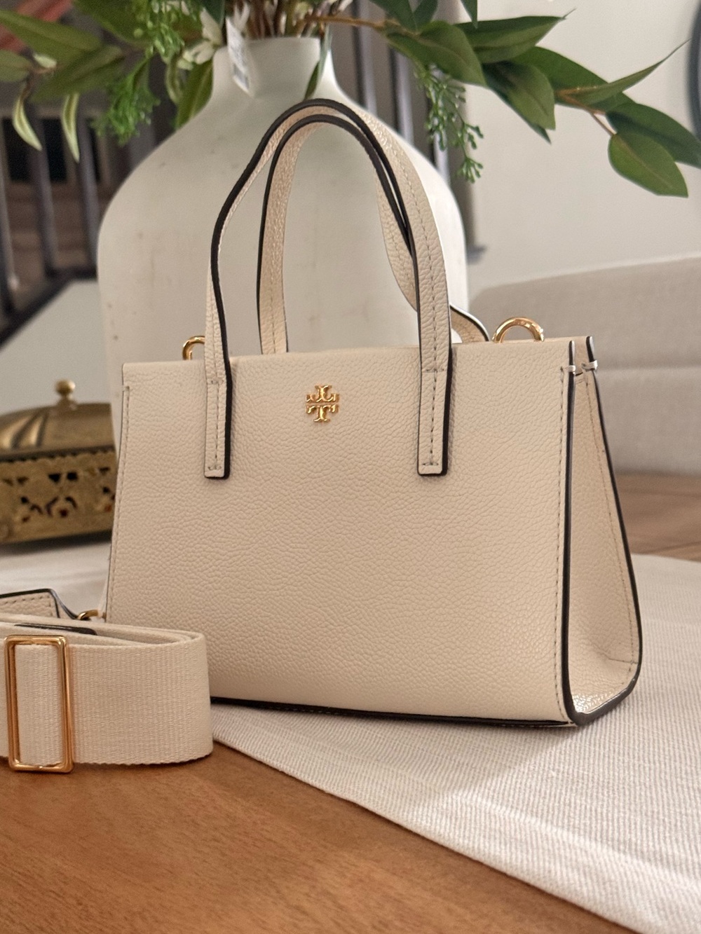New tory burch Blake mini leather tote with thick strap in new ivory color - Picture 3 of 10